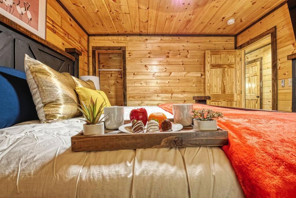 Adventure Retreat/Cabin/Pool+Hot Tub/Game Room+Theater Севьервилл Экстерьер фото